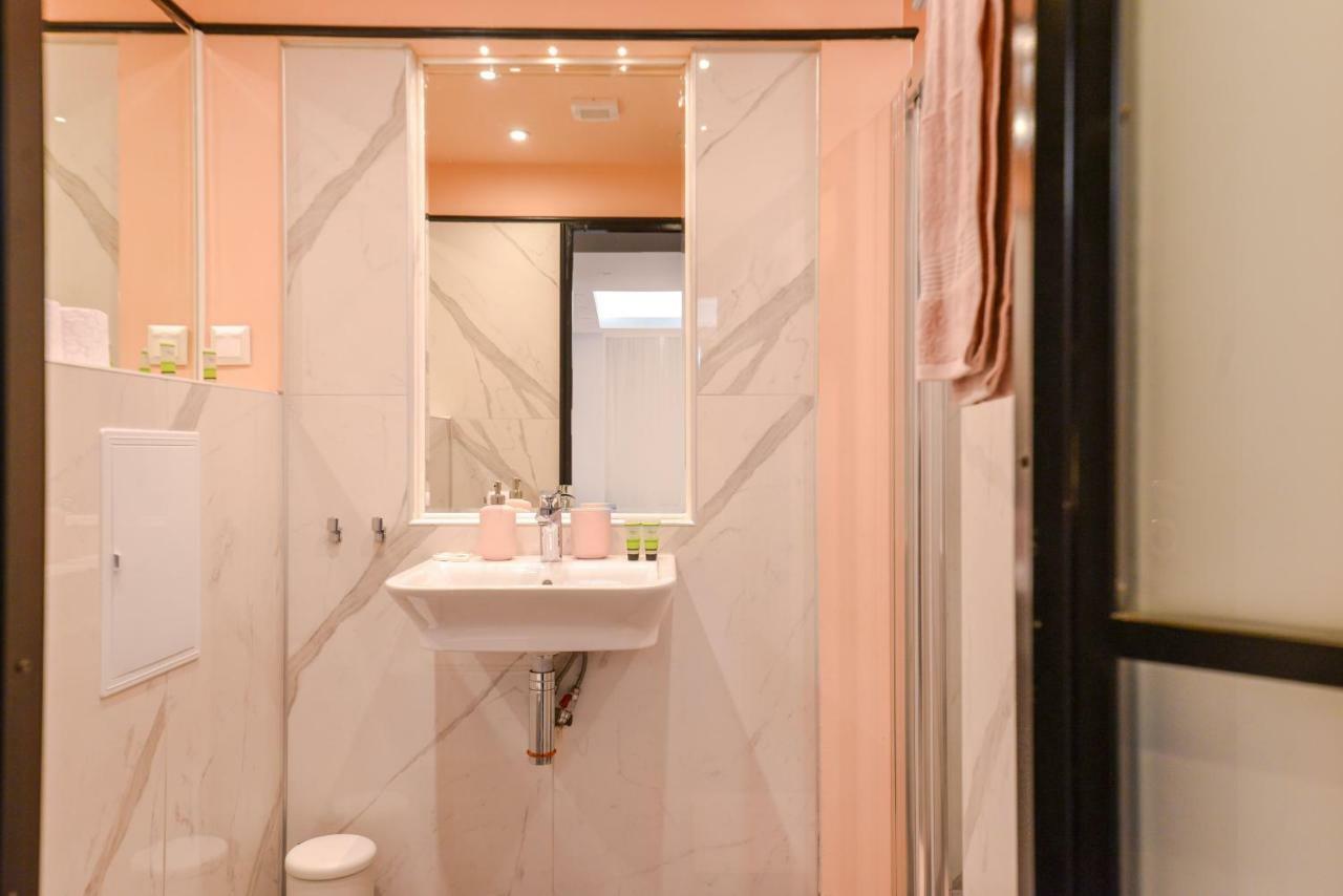 Rose One Bedroom Designer Apartment In City Centre By Flat Mаnager Σόφια Εξωτερικό φωτογραφία